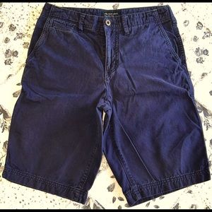 SOLD!American Eagle Longer Length Chino Style Shorts Mens size 29 measures a 30”